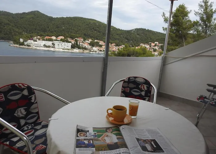 Διαμέρισμα By The Sea Brna, Korcula - 13492 *